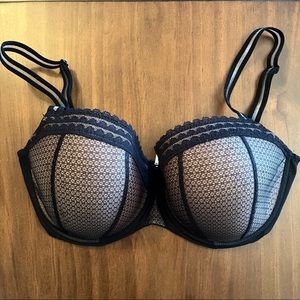 Prima Donna Twist Padded Bra with Mesh Overlay size 30G